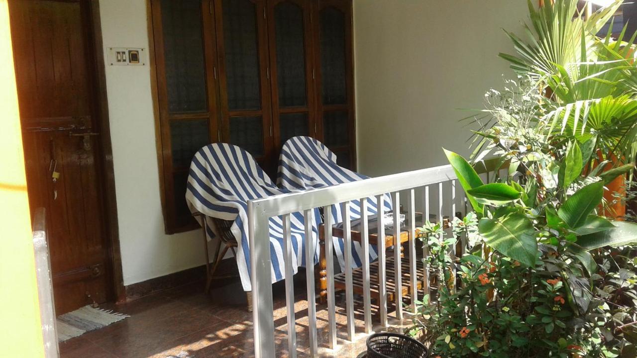 Baby House Hotell Varkala Exteriör bild